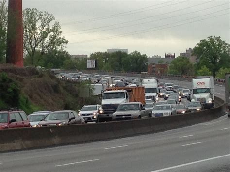 Traffic Alert Back Ups On Interstate 95 In Richmond