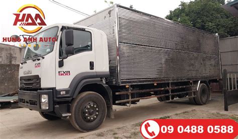 Xe tải thùng kín có bửng nâng Xe tải ISUZU FVR 900 Thùng Kín