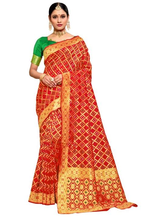 Buy Sariya Woven Bandhani Silk Blend Jacquard Saree Red Online At