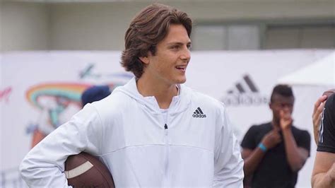 Alabama football recruiting: Julian Sayin, top 2024 QB in California ...