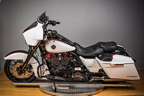 2021 Harley Davidson® Flhxse Cvo™ Street Glide® For Sale In Long Island City Ny Item 1081073