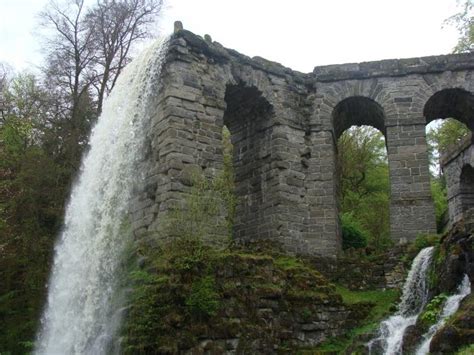 Aqueduct and waterfall - Kassel