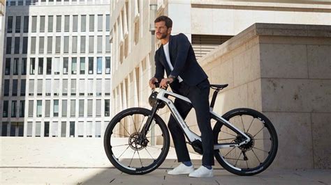 El boom de las bicicletas eléctricas BMW Porsche y Mercedes Benz