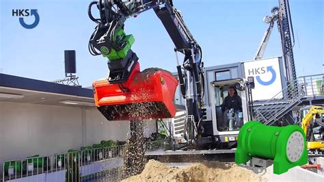 HKS Auf Der Bauma 2016 TiltRotator Im Einsatz Action Mini