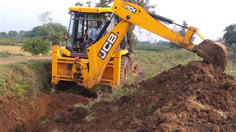 JCB Ecoxcellence Backhoe Loader Model 3DX 76 HP At 2200 Rpm JCB India