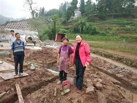 脱贫不忘扶贫人，清明更应慰英灵，建议庄重纪念1800多名扶贫殉职干部