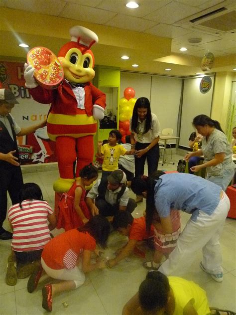 Nikki's Nurturance: The Joys of a Jollibee Party