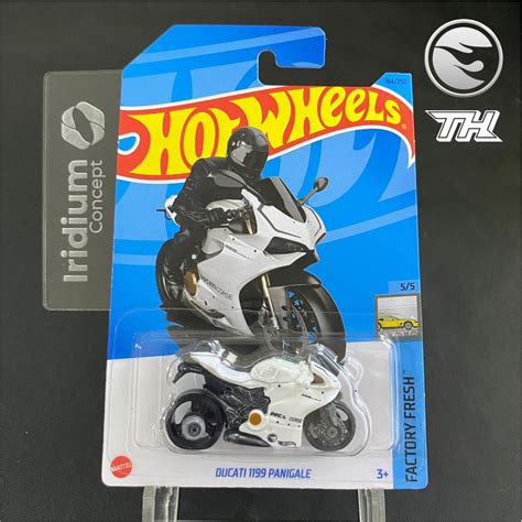 Hot Wheels Ducati 1199 Panigale THR Treasure Hunt Factory Fresh