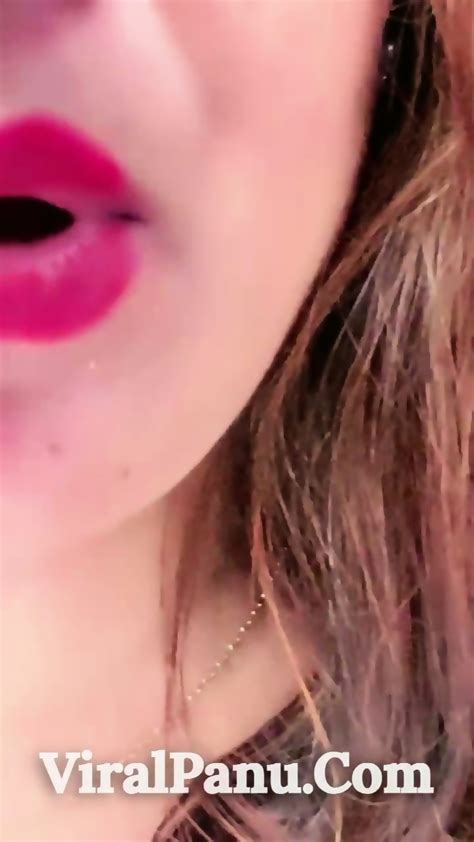 Hot Chubby Big Boobs Model Almost Got Her Tits Out