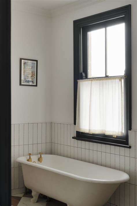 Dawlish, London, E10 - Large Location - SHOOTFACTORY