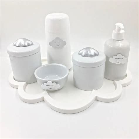 Kit Higiene Beb Porcelana Tema Nuvem Prata Bandeja Mdf Garrafa 6p S