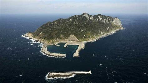 Okinoshima L Isola Giapponese Interdetta Alle Donne