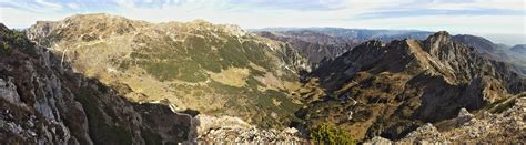 Dal Cimon Di Sojo Rosso Pasubio Alpe Pasubio Tra La Regi Flickr