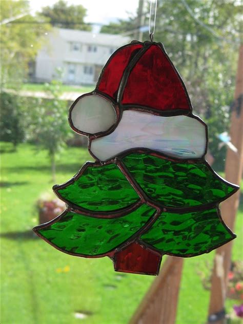 Christmas Tree Stained Glass Art Stained Glass Projects Stained Glass