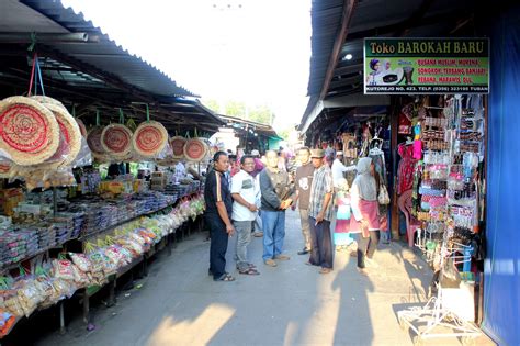 Makam Sunan Bonang - Tuban | Balikpapan Pustaka