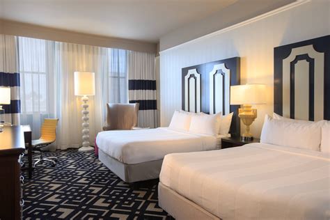 Downtown Philadelphia Hotel Rooms | Courtyard Philadelphia Downtown