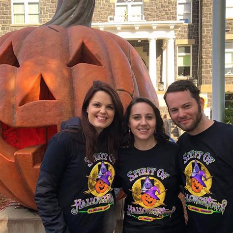 Halloweentown Cast Reunion 2017 | POPSUGAR Entertainment