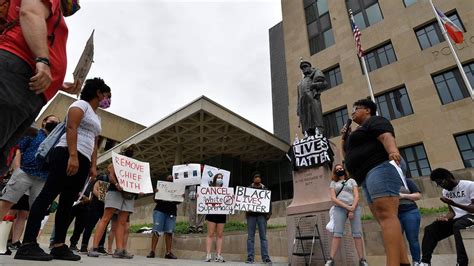 Protesters Say Kansas City Police Agitated Peaceful Protest Kansas