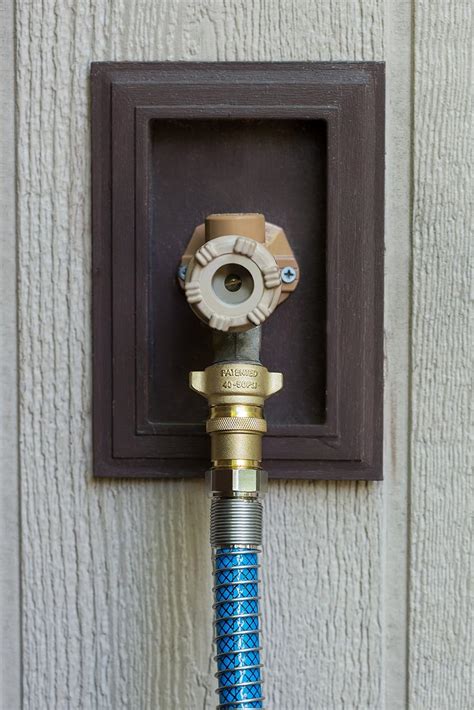 Buy Camco 40055 Rv Brass Inline Water Pressure Regulator Helps Protect Rv Plumbing And Hoses