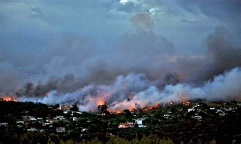 Sobe Para O N Mero De Mortos Em Inc Ndios Na Gr Cia Jornal O Globo