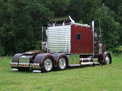 Pin By Mary Ellen Risser On Dave S Trucks Peterbilt Trucks Show