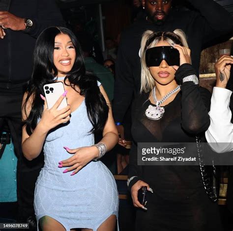 192 Cardi B And Hennessy Photos & High Res Pictures - Getty Images