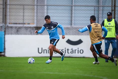 Gr Mio Se Reapresenta E Come A Semana De Treinos Focado No Bragantino