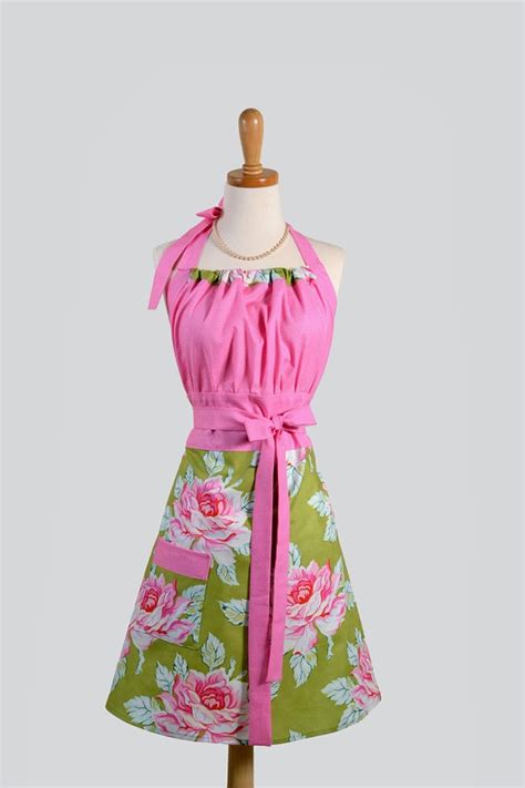 Cute Kitsch Apron Hello Roses Is Featured In Kitsch Skirt In Etsy