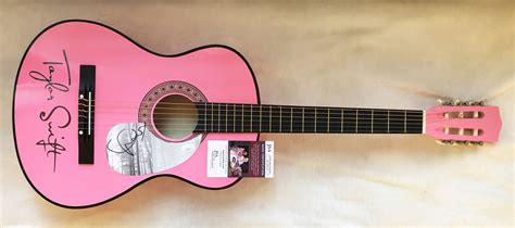 Taylor Swift Signed Guitar JSA - Memorabilia For Less