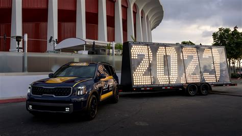 kia america heralds start   celebration  nationwide