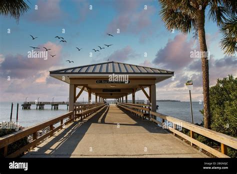 St Simons Island Pier Stock Photo - Alamy