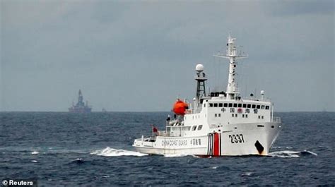 East China Sea: Chinese coast guard ships 'armed with autocannon' enter ...