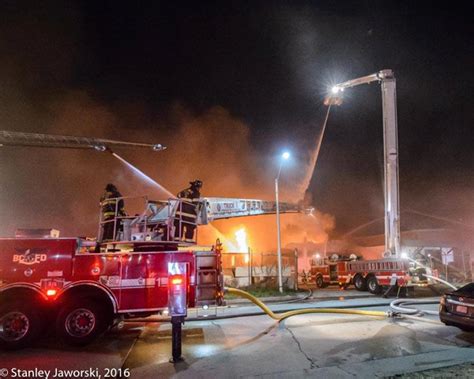 3 Alarm Fire In Baltimore Md December 31 2015 Firescenesnet