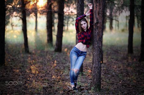 Fondos De Pantalla Luz De Sol Bosque Hojas Mujeres Al Aire Libre