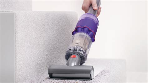 Dyson Omni-glide vs Dyson V15 Detect: Which new cordless vacuum is best ...