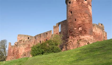 Bothwell Castle, Glasgow events & tickets 2024 | Ents24