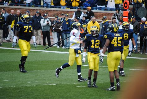 GBMWolverine: Michigan Football: Pictures from scrimmage -- Spring Game ...