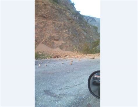 Cerraron Carretera M Rida El Vig A Por Deslizamiento De Tierra