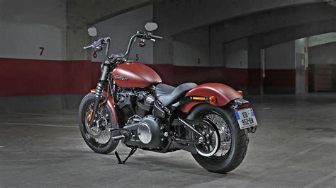 Harley Davidson Street Bob 2018 Price Mileage Reviews