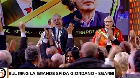 Vittorio Sgarbi Sul Ring Con Mario Giordano Torna A Parlare Di Luxuria