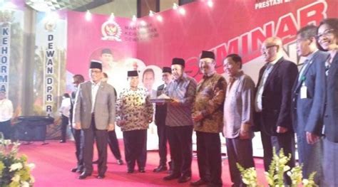 Seminar Nasional MKD, Fahri Hamzah: DPR Juga Punya ‘Hak Ganggu’ – Beritalima.com