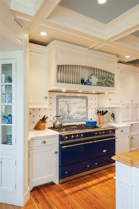 36 Best Beautiful Blue and White Kitchens to Love! - Hello Lovely