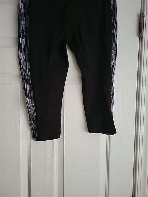 Danskin Now Fitted Cropped Leggings Gem