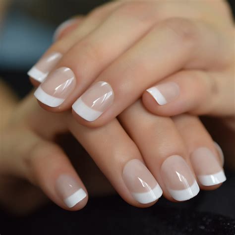 Squoval French Short Nails Nude White Classic Arc Grandado