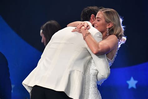 Emily Blunt And John Krasinskis Sweetest Moments During Awards Season