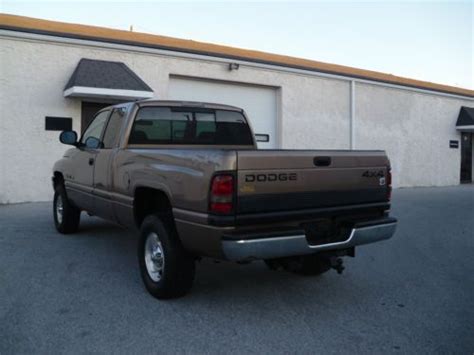 Buy Used 2001 Dodge Ram 1500 Extended Cab Pickup Truck 5 Speed 4x4 2