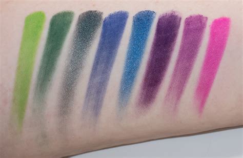 Warpaint And Unicorns Morphe The James Charles Palette Swatches And Review