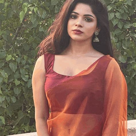 Divya Bharathi Hot Photos And Latest Stills On Instagram