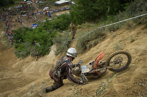 What Is Hard Enduro Bikebound