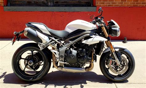 New 2019 TRIUMPH SPEED TRIPLE S Motorcycle In Denver 19T54 Erico